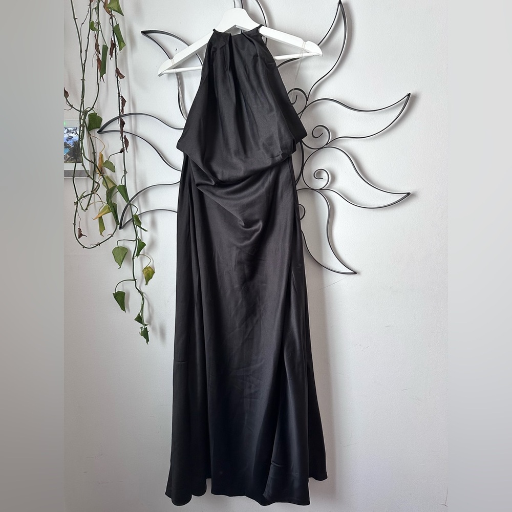 House of CB Zanab Black Thigh Slit Maxi Dress - Picture 4 of 6